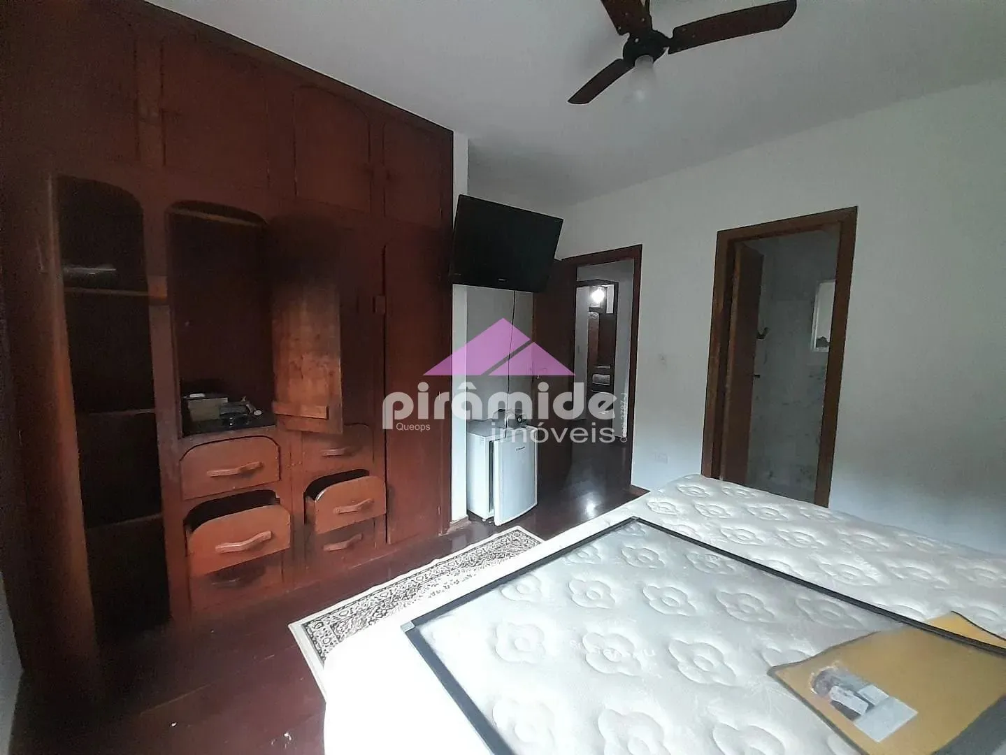 Casa, 4 quartos, 300 m² - Foto 27