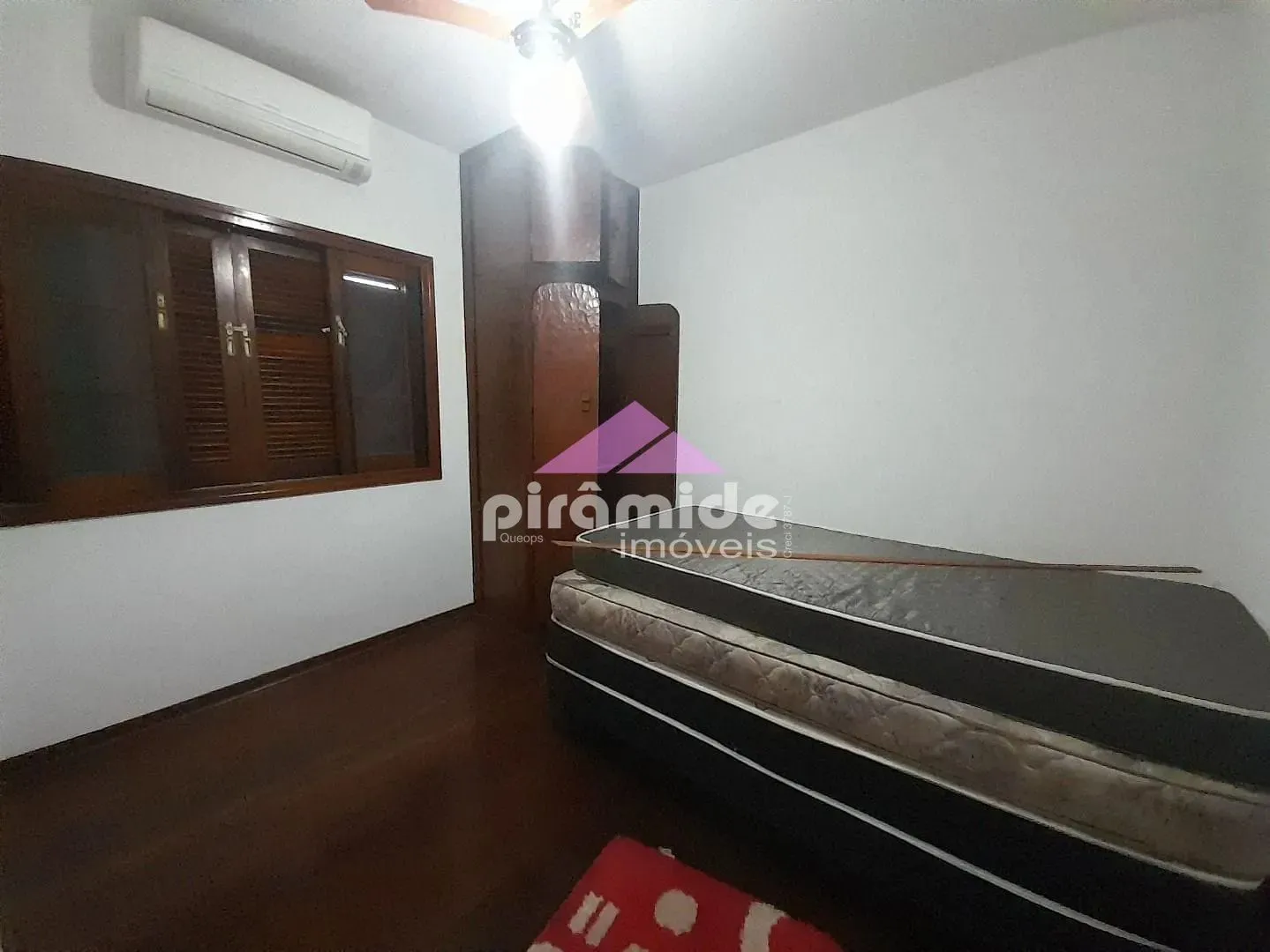 Casa, 4 quartos, 300 m² - Foto 25