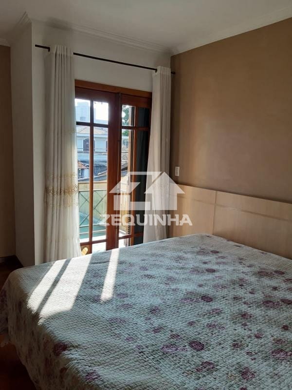 Casa à venda com 4 quartos, 179m² - Foto 3