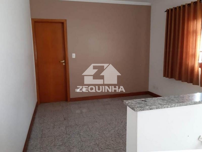 Casa à venda com 4 quartos, 179m² - Foto 8