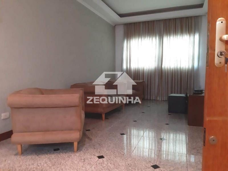 Casa à venda com 4 quartos, 179m² - Foto 11