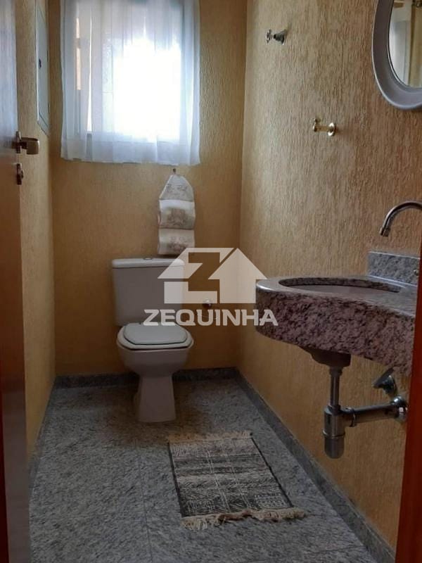 Casa à venda com 4 quartos, 179m² - Foto 12
