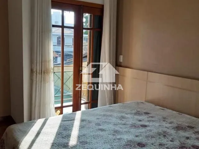 Casa com 250m² 4 quartos e 4 banheiros, à venda, no bairro Presidente Altino em Osasco