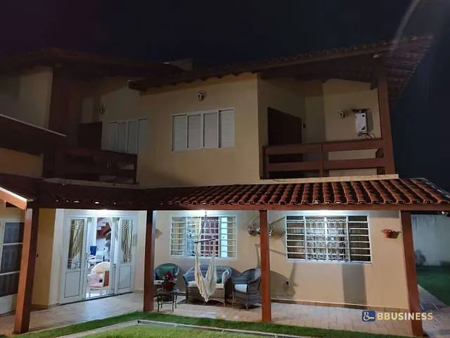 Casa 4 quartos e 2 banheiros, à venda, no bairro Parque das Universidades em Campinas