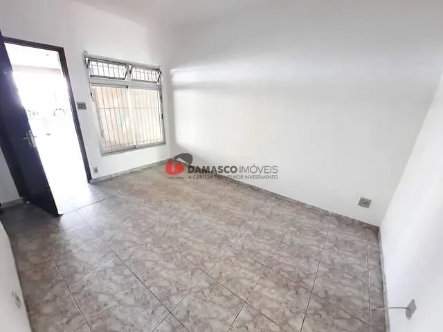 Casa com 65m² 2 quartos e 1 banheiro, para alugar, no bairro Nova Gerty em São Caetano do Sul