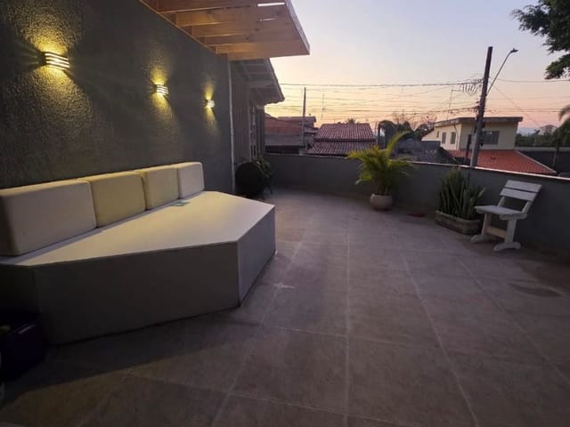 Casa com 170m² 3 quartos e 2 banheiros, à venda, no bairro Jardim Limoeiro em São José dos Campos