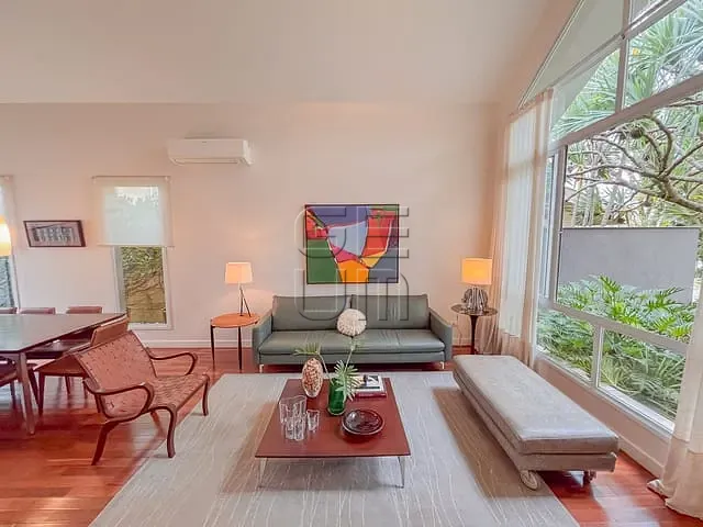 Casa com 705m² 4 quartos e 5 banheiros, à venda, no bairro Gleba Fazenda Palhano em Londrina