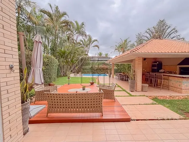 Casa com 705m² 4 quartos e 5 banheiros, à venda, no bairro Gleba Fazenda Palhano em Londrina