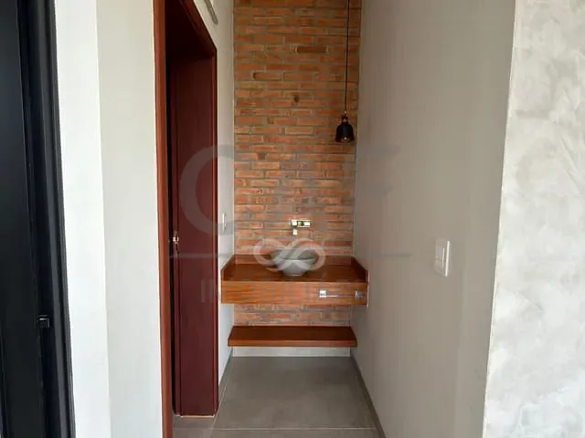 Casa com 510m² 3 quartos e 4 banheiros, à venda, no bairro Residencial Tamboré em Jaguariúna
