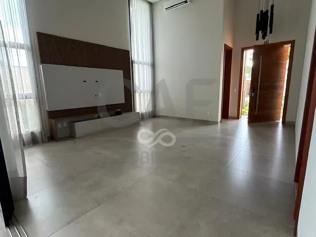 Casa com 510m² 3 quartos e 4 banheiros, à venda, no bairro Residencial Tamboré em Jaguariúna