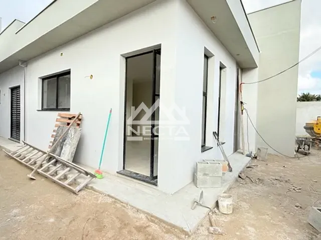 Casa com 88m² 3 quartos e 2 banheiros, à venda, no bairro Pontal de Santa Marina em Caraguatatuba