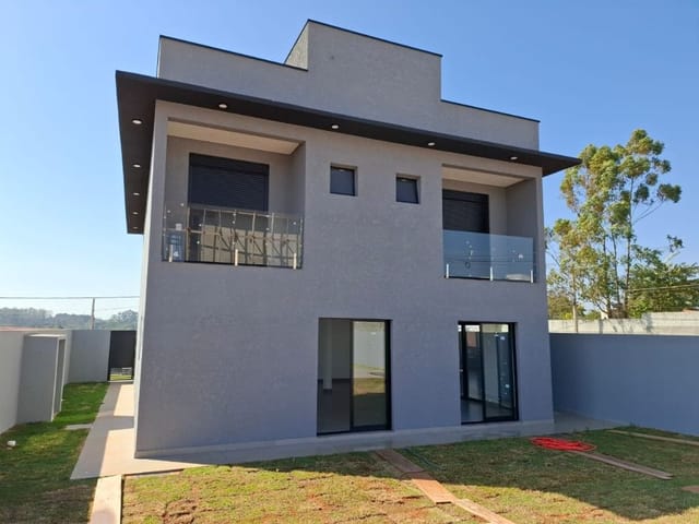 Casa com 500m² 4 quartos e 5 banheiros, à venda, no bairro Cidade Jardim em Vargem Grande Paulista