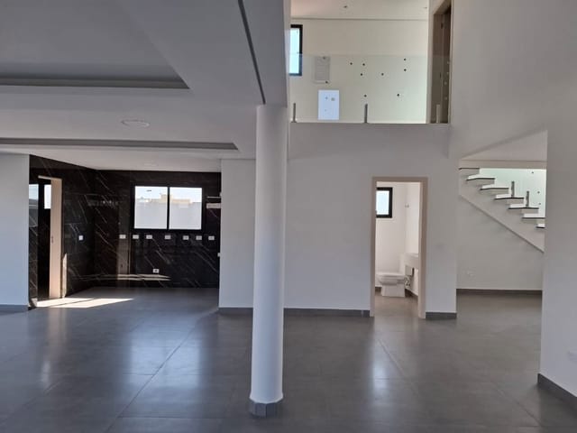Casa com 500m² 4 quartos e 5 banheiros, à venda, no bairro Cidade Jardim em Vargem Grande Paulista