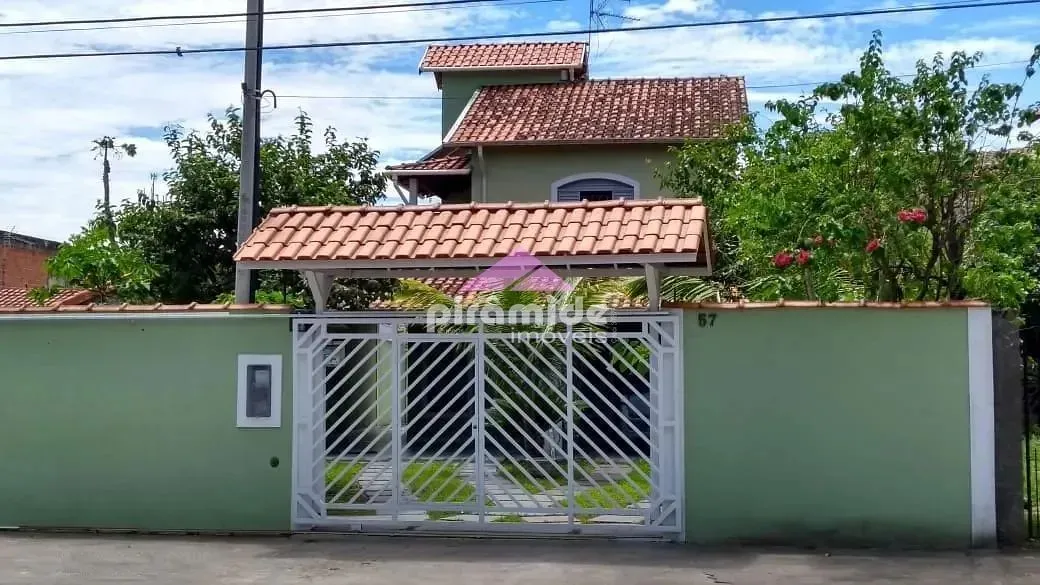 Casa, 3 quartos, 210 m² - Foto 2