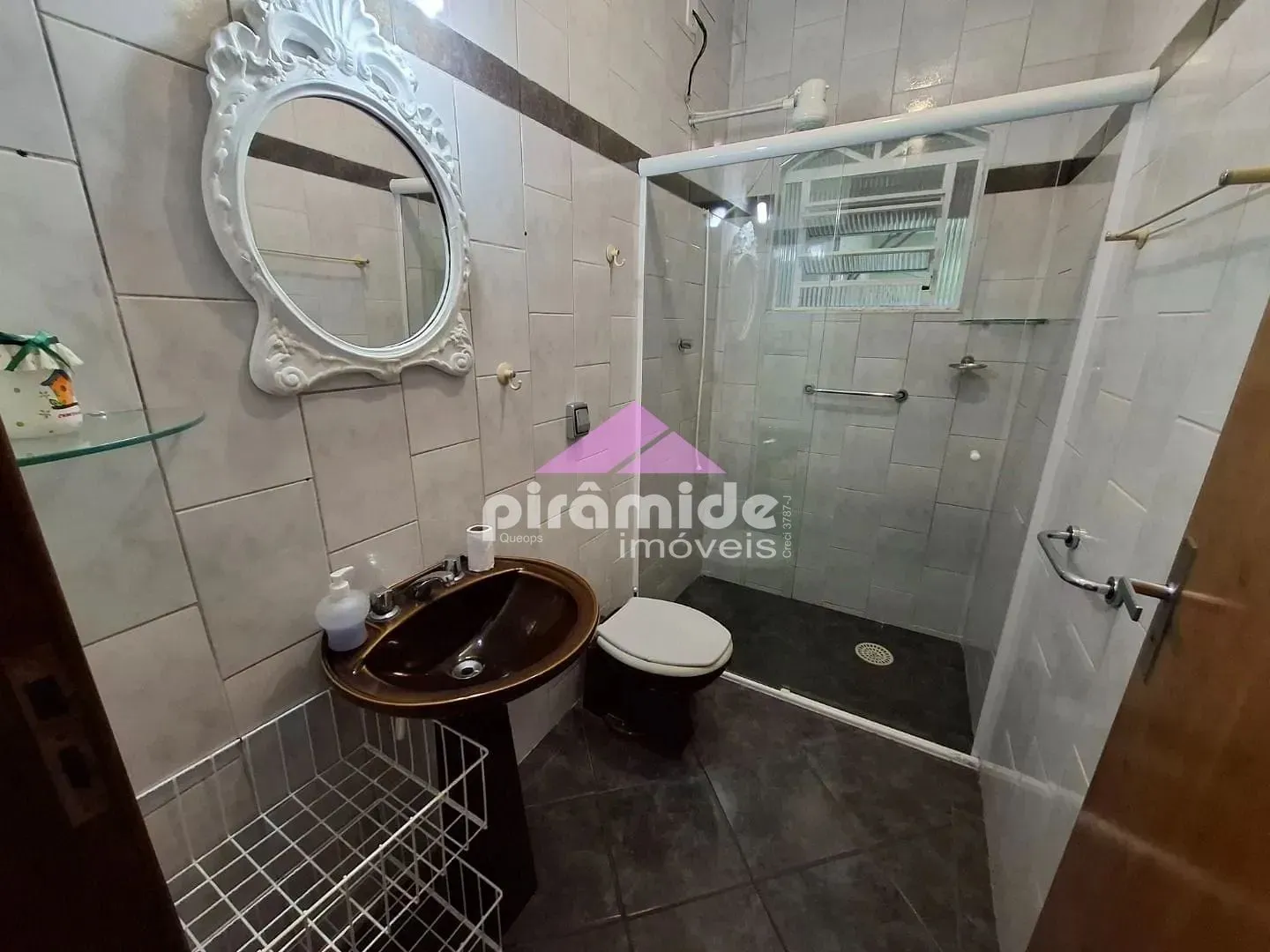 Casa, 3 quartos, 210 m² - Foto 37