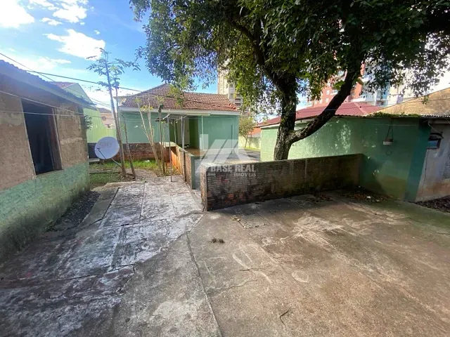 Casa 3 quartos e 1 banheiro, à venda, no bairro Oficinas em Ponta Grossa