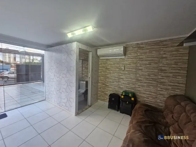 Casa 4 quartos e 3 banheiros, à venda, no bairro Jardim Chapadão em Campinas