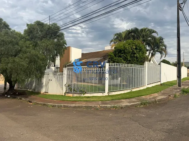 Casa 3 quartos e 3 banheiros, à venda, no bairro Aurora em Londrina
