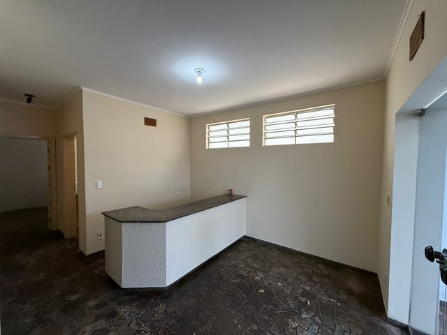Casa à venda, no bairro Vila Mendonça em Araçatuba