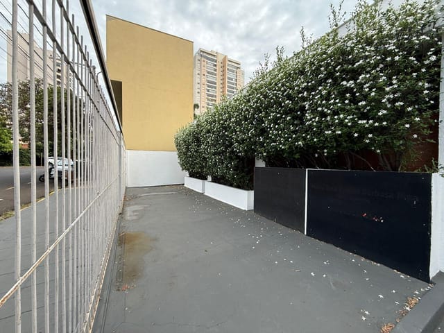 Casa à venda, no bairro Vila Mendonça em Araçatuba