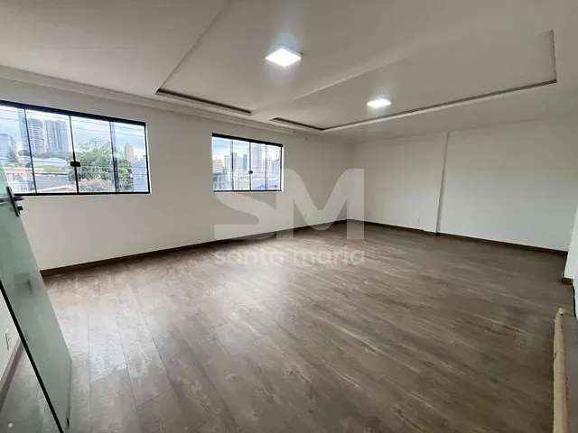Casa 3 quartos e 3 banheiros, para alugar, no bairro Santa Maria em Chapecó