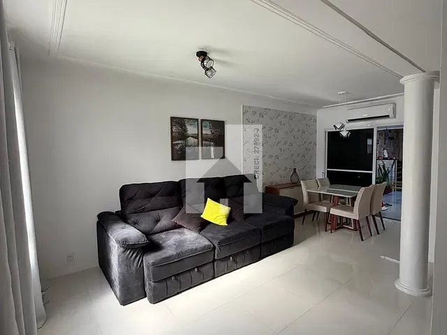 Casa com 120m² 3 quartos e 3 banheiros, à venda, no bairro Jardim Shangai em Jundiaí