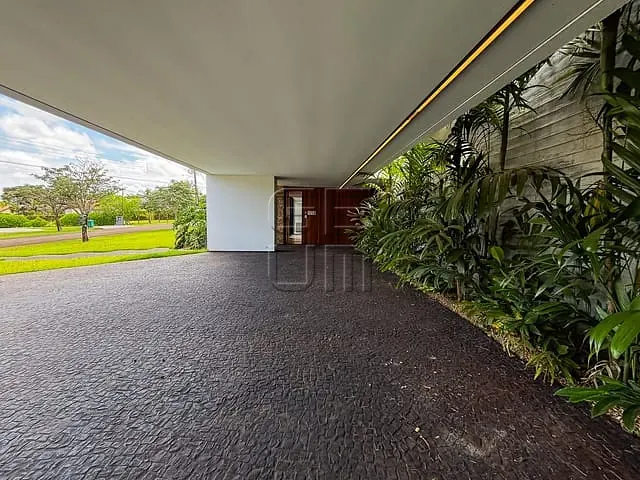 Casa 5 quartos e 9 banheiros, à venda, no bairro Recanto do Salto em Londrina