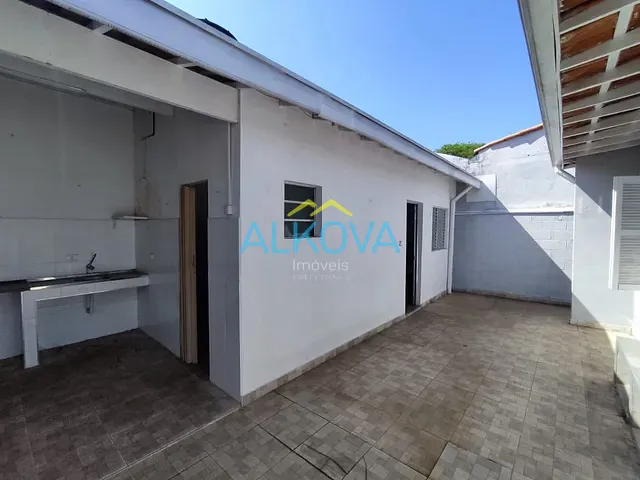 Casa com 250m² 3 quartos e 2 banheiros, à venda, no bairro Cidade Vista Verde em São José dos Campos