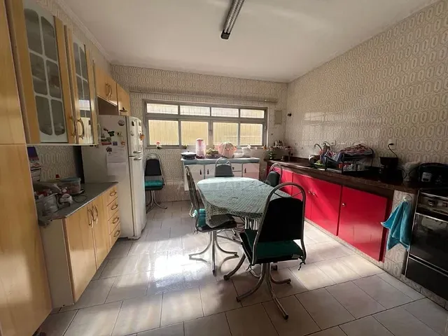 Casa com 250m² 3 quartos e 3 banheiros, à venda, no bairro Matriz em Mauá