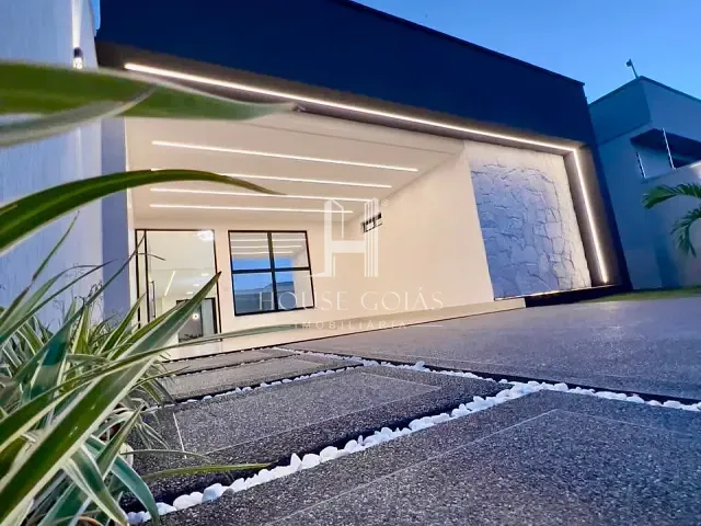 Casa com 210m² 3 quartos e 4 banheiros, à venda, no bairro Residencial Vereda dos Buritis em Goiânia