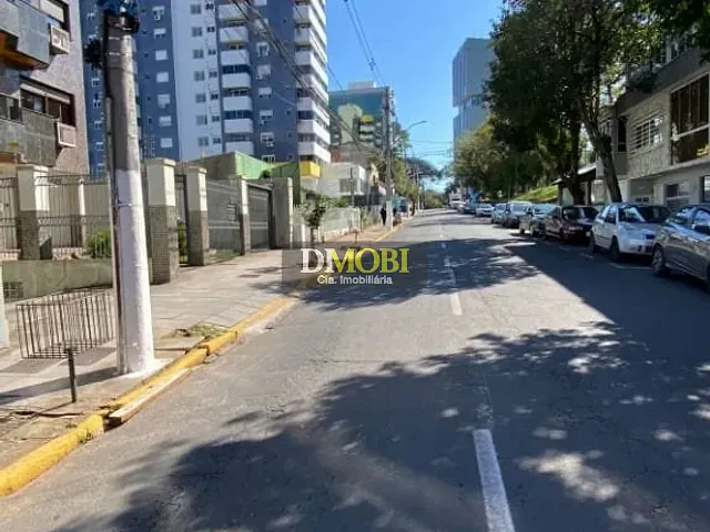Casa com 250m², para alugar, no bairro Centro em Gravataí