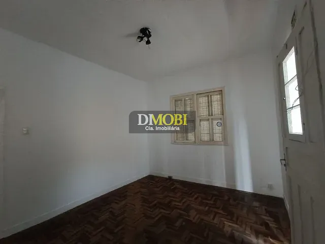 Casa com 250m², para alugar, no bairro Centro em Gravataí