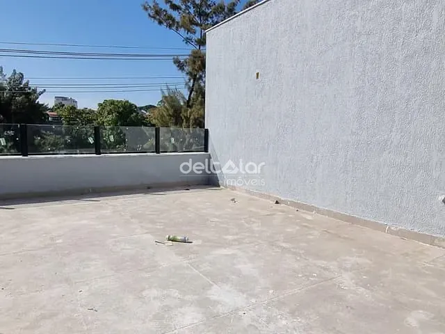 Casa com 142m² 3 quartos e 3 banheiros, à venda, no bairro Planalto em Belo Horizonte