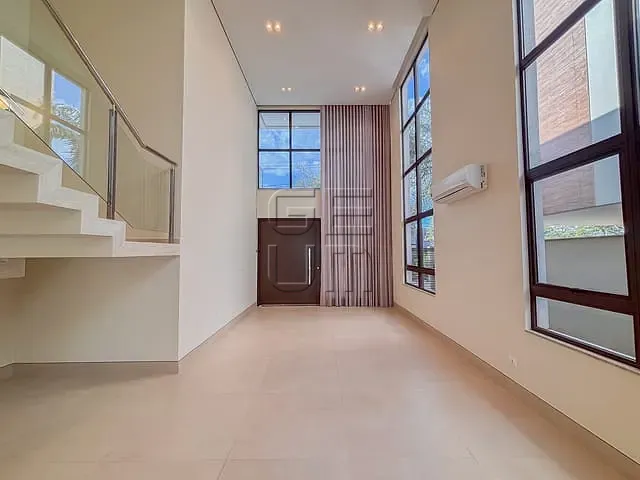 Casa com 364m² 4 quartos e 6 banheiros, para alugar, no bairro Vivendas do Arvoredo em Londrina
