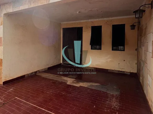 Casa com 200m² 3 quartos e 1 banheiro, à venda, no bairro Centro em Araraquara