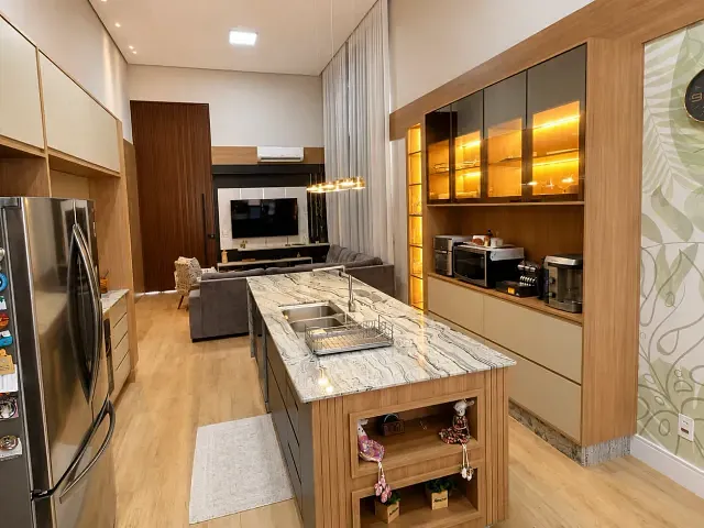 Casa 4 quartos e 6 banheiros, à venda, no bairro Swiss Park em Campinas