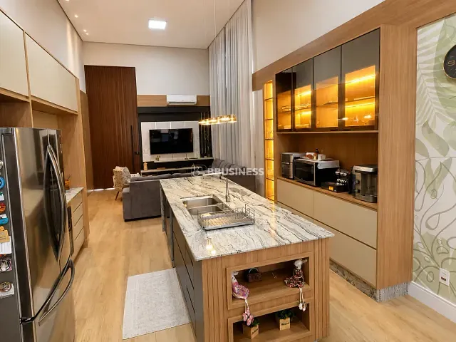 Casa 4 quartos e 6 banheiros, à venda, no bairro Swiss Park em Campinas