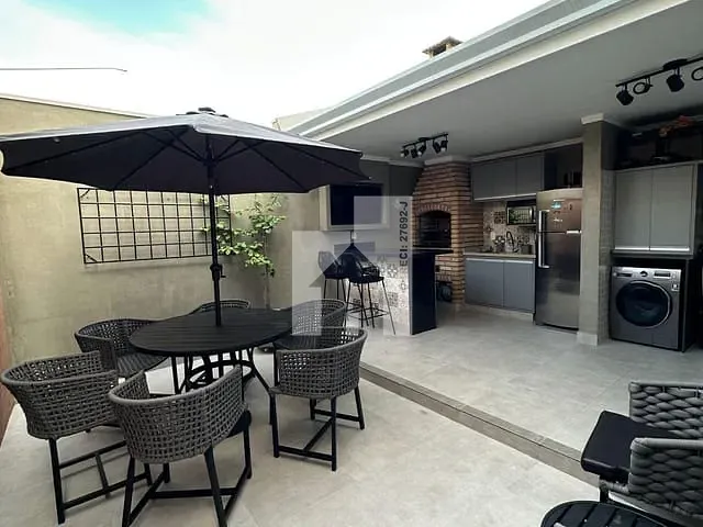 Casa com 121m² 3 quartos e 3 banheiros, à venda, no bairro Jardim Colonial em Jundiaí