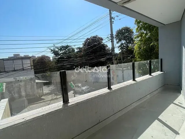 Casa com 197m² 3 quartos e 3 banheiros, à venda, no bairro Planalto em Belo Horizonte