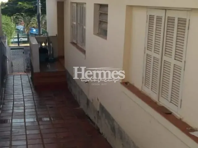 Casa com 300m² 3 quartos e 3 banheiros, à venda, no bairro Santa Cecília em Paulínia