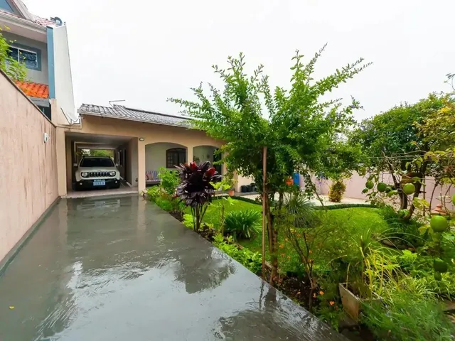 Casa com 390m² 3 quartos e 2 banheiros, à venda, no bairro Santa Felicidade em Curitiba