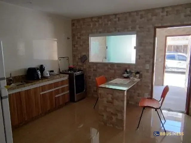 Casa 5 quartos e 6 banheiros, à venda ou para alugar, no bairro Parque Turf Club em Campos dos Goytacazes