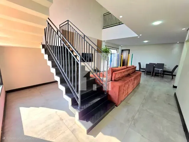Casa com 337m² 4 quartos e 4 banheiros, à venda, no bairro Jardim Celeste em Jundiaí