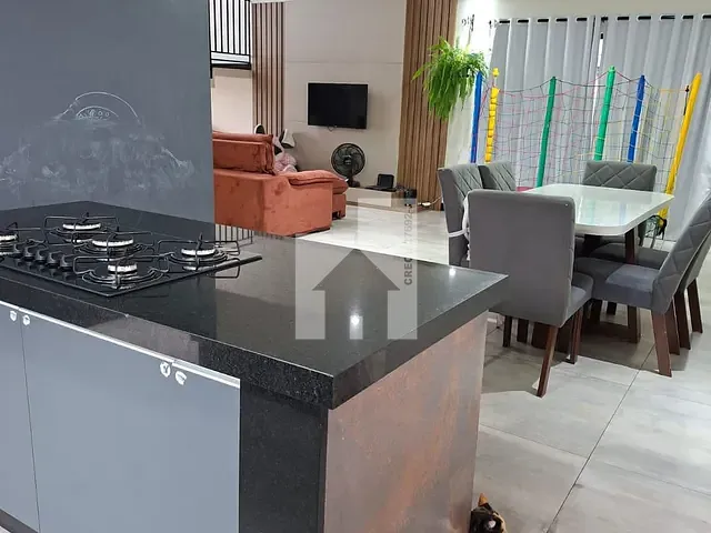 Casa 4 quartos e 4 banheiros, à venda, no bairro Jardim Celeste em Jundiaí