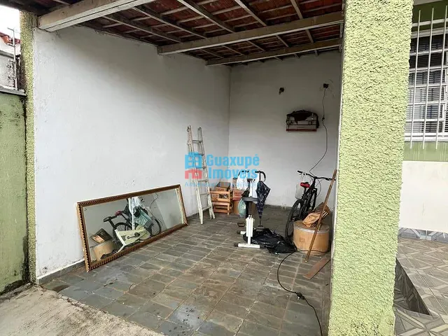 Casa com 300m² 3 quartos e 2 banheiros, à venda, no bairro Parque das Orquídeas em Guaxupé