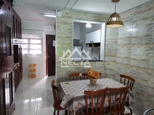 Casa com 71m² 2 quartos e 1 banheiro, à venda, no bairro Indaiá em Caraguatatuba