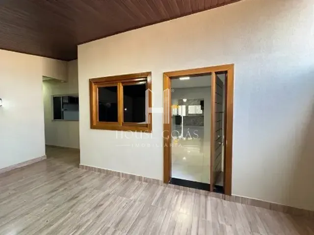 Casa com 200m² 3 quartos e 2 banheiros, à venda, no bairro Jardim das Cascatas em Aparecida de Goiânia