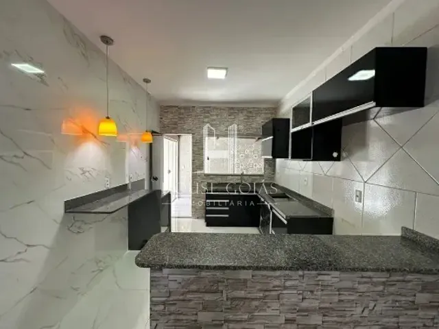 Casa com 200m² 3 quartos e 2 banheiros, à venda, no bairro Jardim das Cascatas em Aparecida de Goiânia