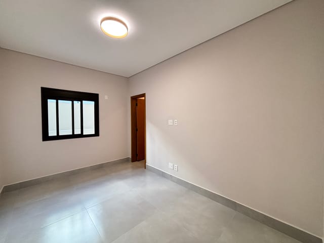 Casa com 264m² 3 quartos e 3 banheiros, à venda, no bairro Centro em Bertioga