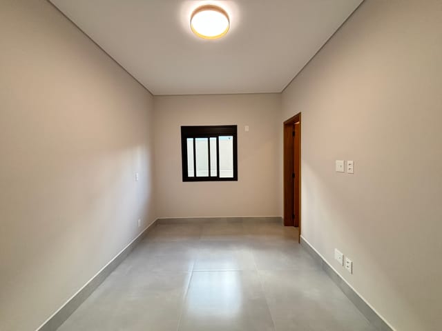 Casa com 264m² 3 quartos e 3 banheiros, à venda, no bairro Centro em Bertioga